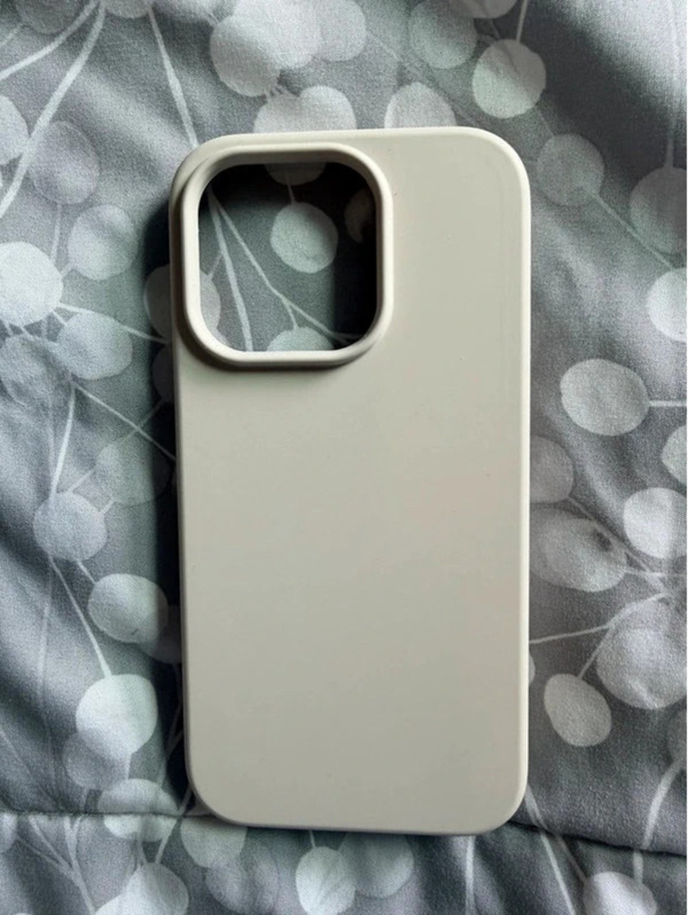 iPhone 14 Pro silicone phone case